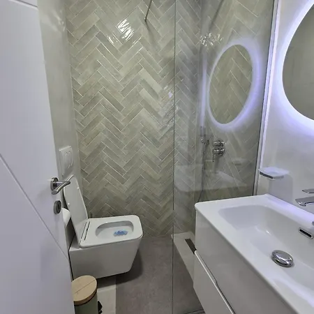 Mosaic Cane Apartment 2 Tirana Exterior photo