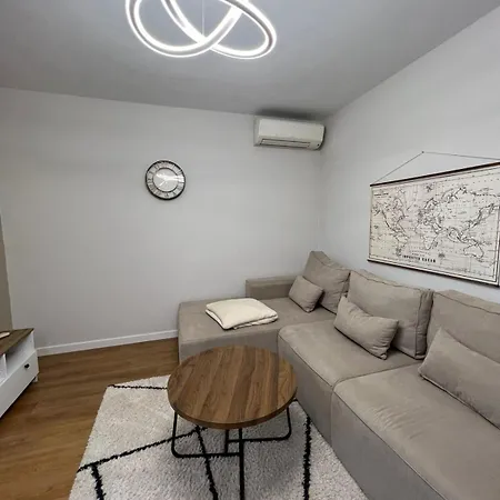 Mosaic Cane Apartment 2 Tirana Exterior photo
